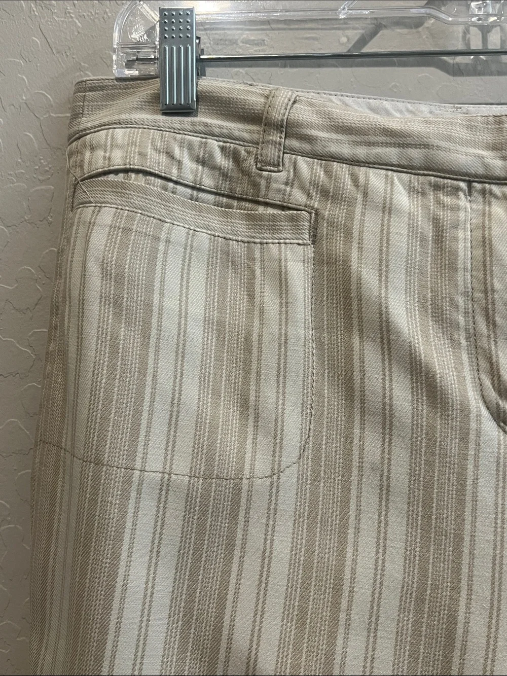 Tory Burch Striped Beige & Cream Crop Pants - Picture 2 of 13